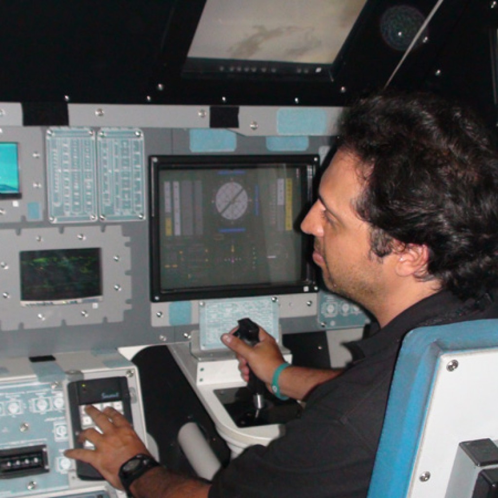 O ATX - Astronaut Training Experience  é um curso que leva o candidato a vivenciar algumas das principais experiências dos astronautas em terra e no espaço.
