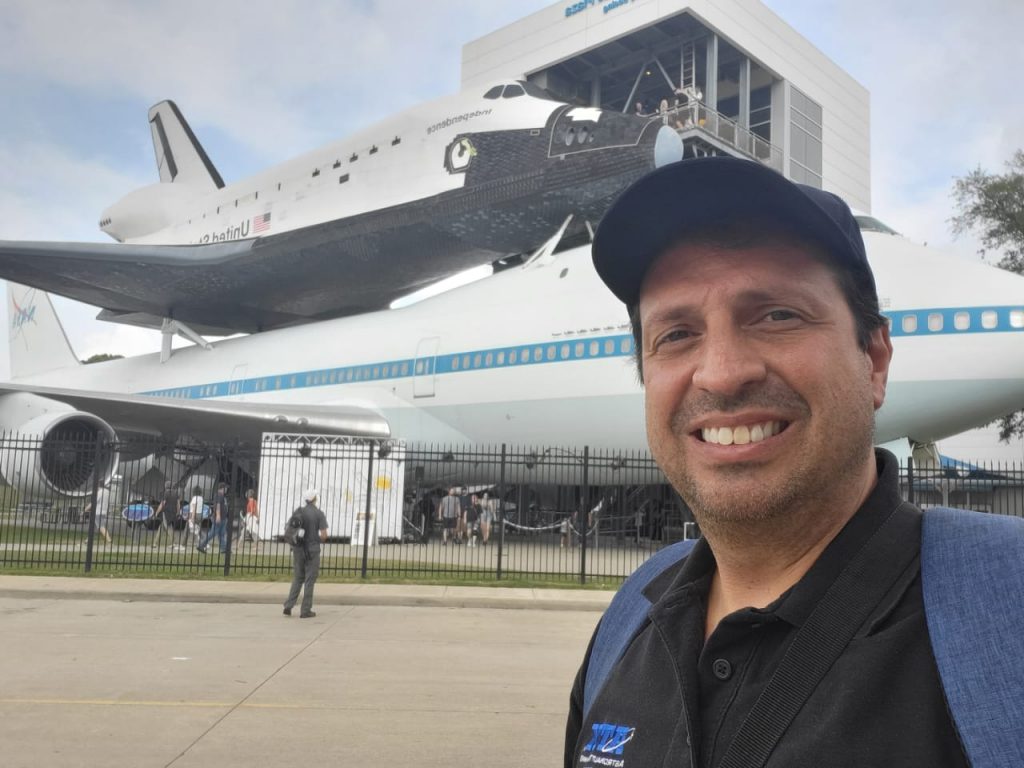 É aberto ao público, centro de visitantes, exibições e experiências do Houston Space Center -Texas - Estados Unidos.